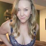 CrystalSunshine from fansly